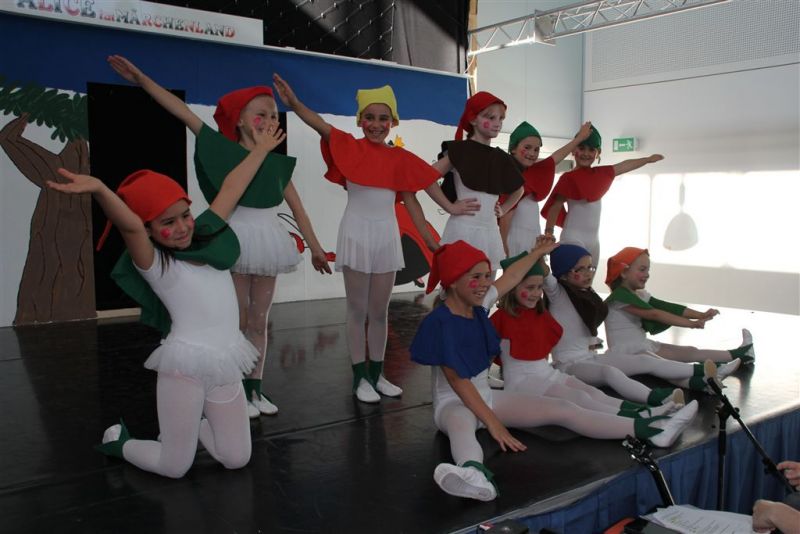 tl_files/Dateien/Fotos/2012 Alice im Maerchenland 5.jpg